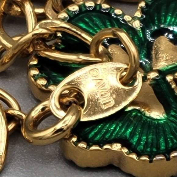 Avon Gold Tone Link Bracelet Green Clover Leaf Pendant Charm Spring Ring Close - Picture 5 of 6